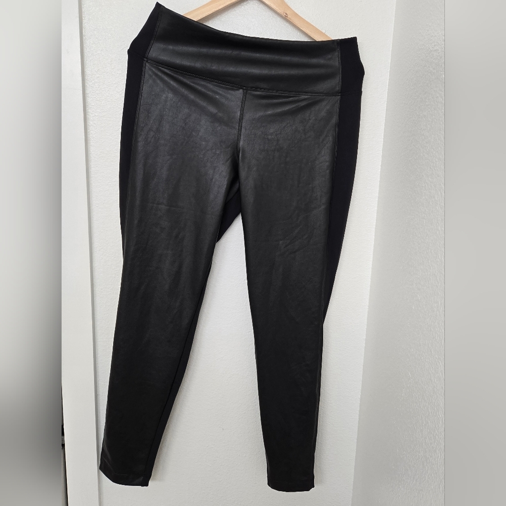 Athleta Delancey Shine Tight Black Leggings Size L - Picture 13 of 14